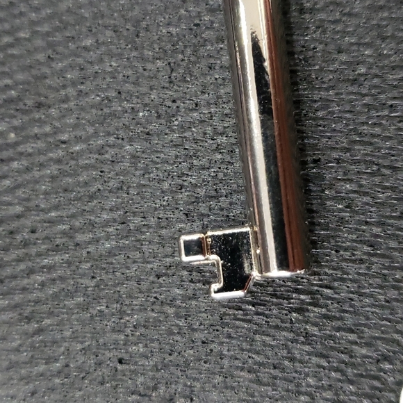 Set of 3 BACCARAT silver old style keys - Picture 5 of 7